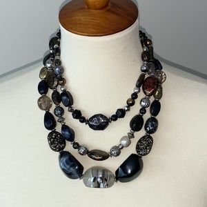 Three Tier Chunky Beaded Necklace Black/Silver